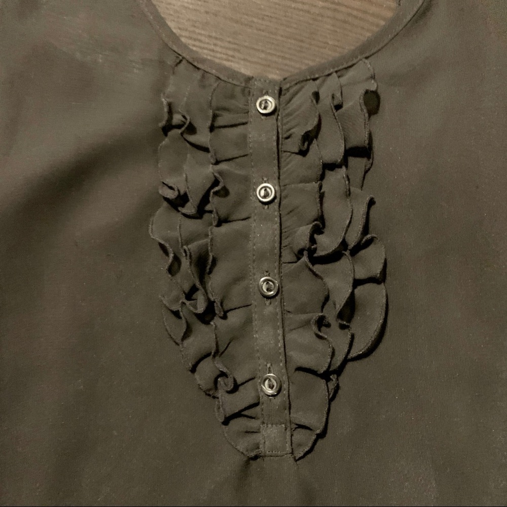 Black Sheer Ruffle Button Tank - XS - Picture 3 of 5
